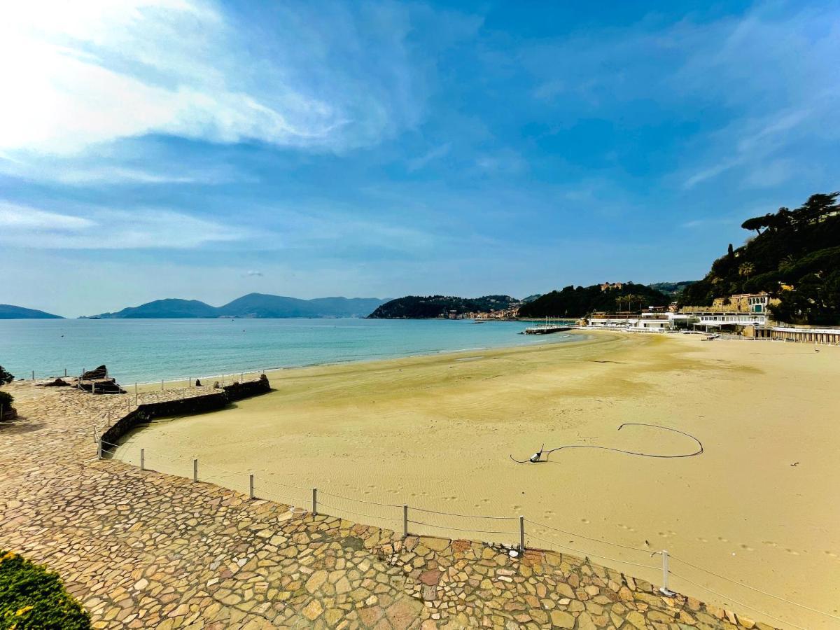 L'Angolo Dei Poeti Lerici Luaran gambar